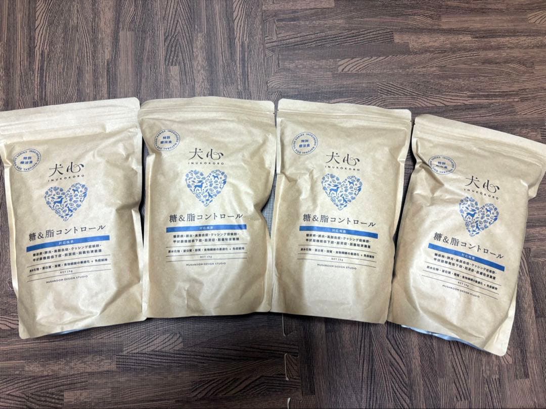 犬心　糖脂コントロール3袋　1キロ✖️4袋