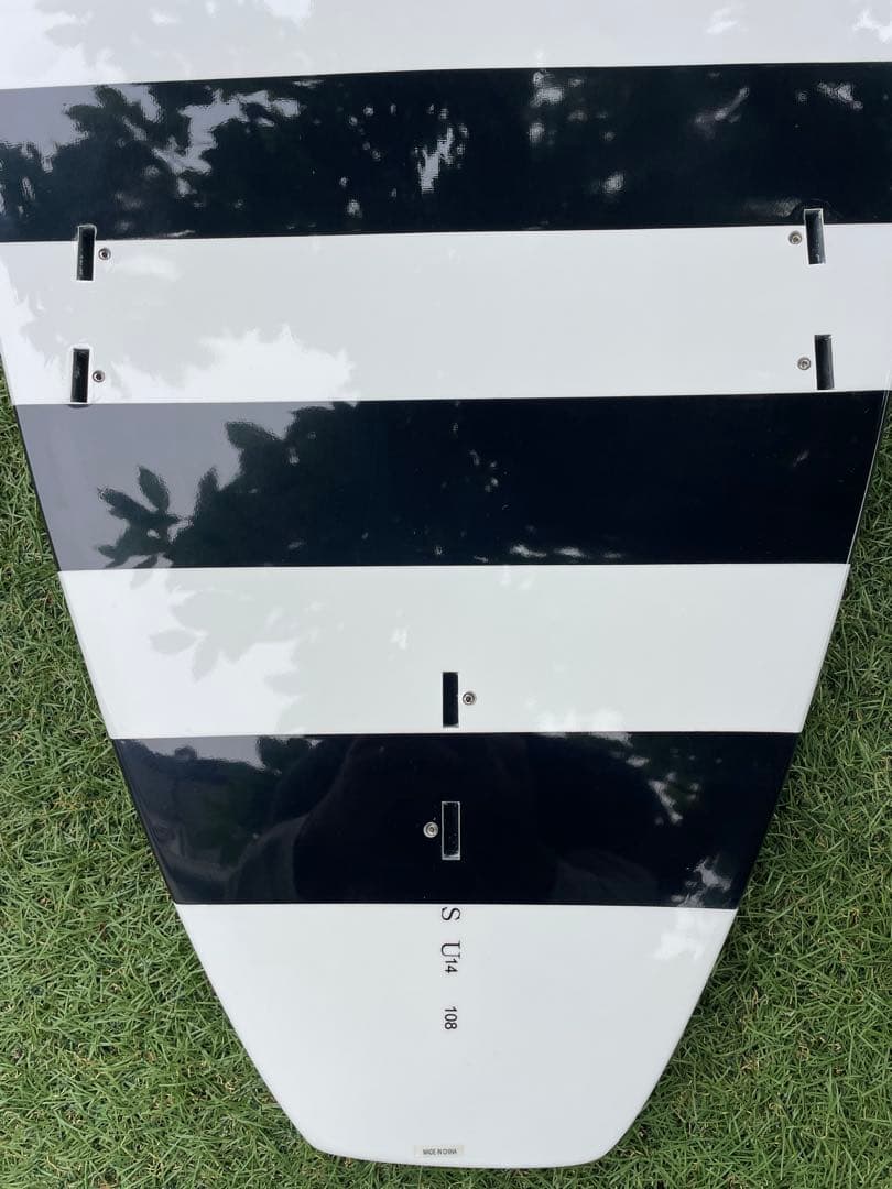 ［新品］初心者　女性向け　essene surfboars EPS 7.0