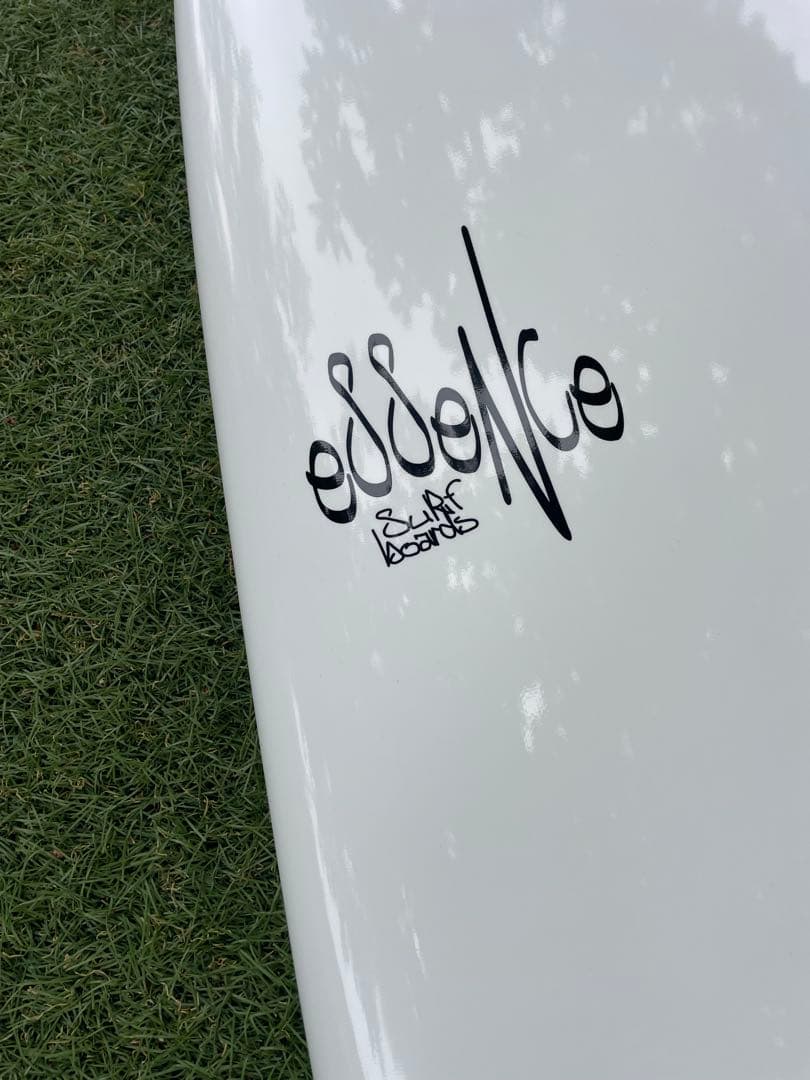 ［新品］初心者　女性向け　essene surfboars EPS 7.0