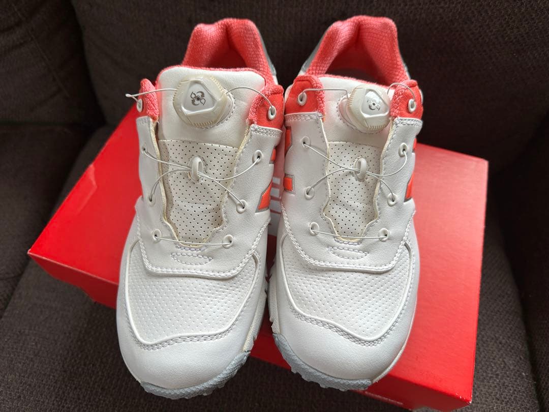 ニューバランス　ダイヤル式スパイク　レディース(未使用)