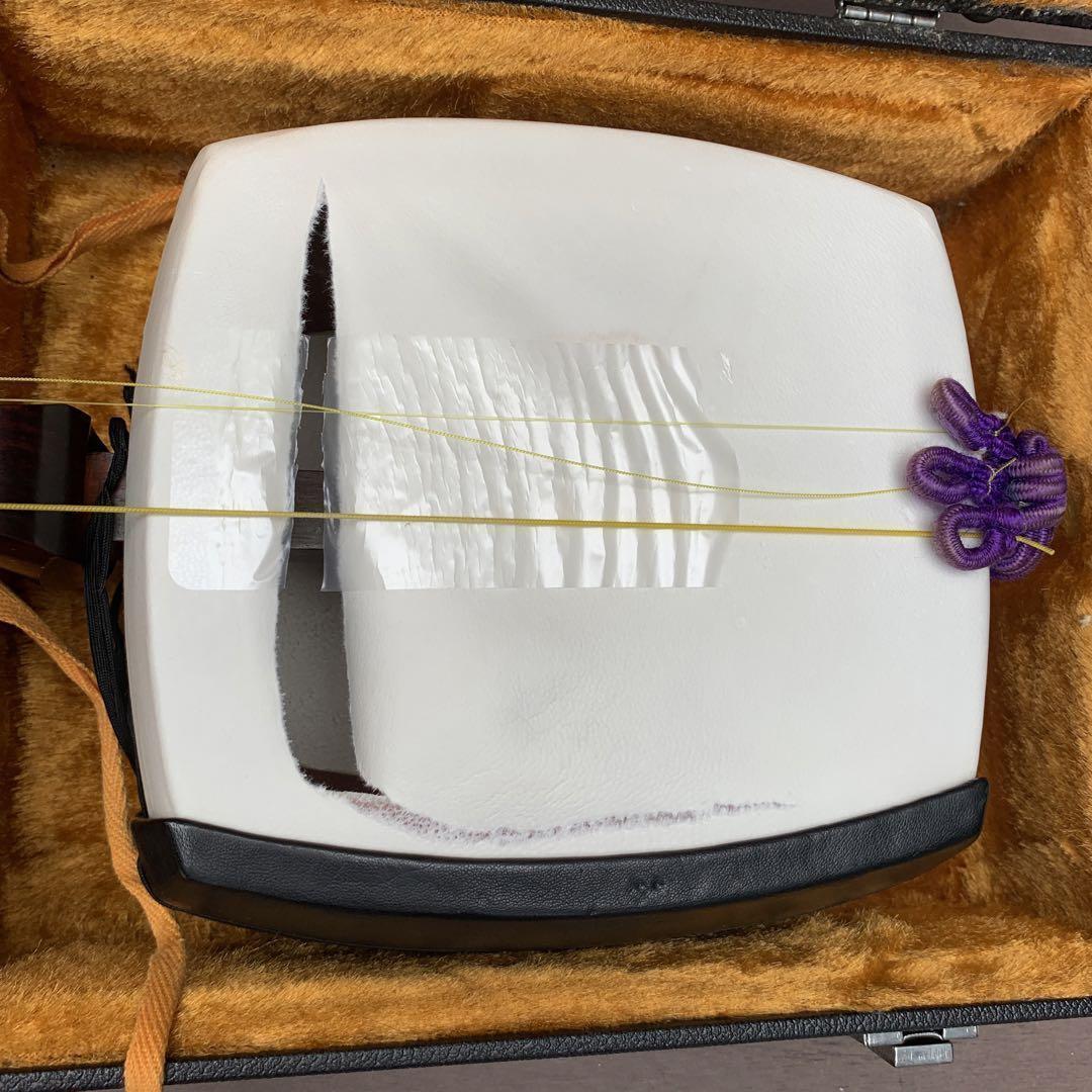 中古★津軽三味線 紅木 丸打胴 一本樋 中棹 ハードケース付き★