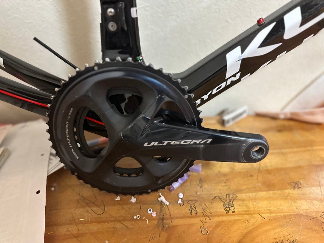 KUOTA KRYON ロードバイクフレーム　カーボンフレーム　エアロロード