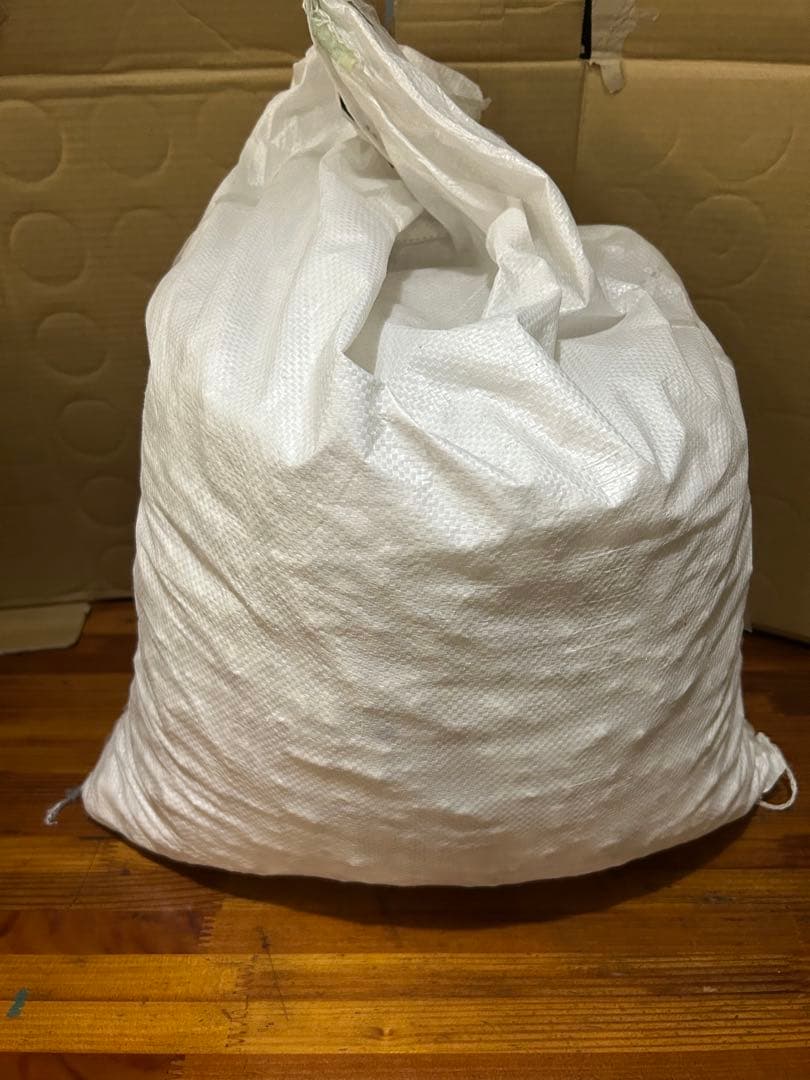 セラミックリング　Ｍサイズ　濾過材　リング状ろ材