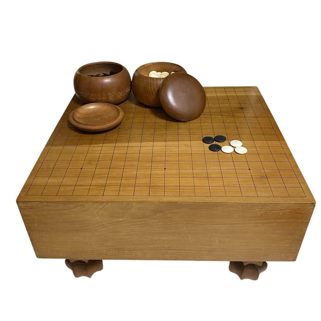 天然木脚付きへそ有り囲碁盤と碁石セット