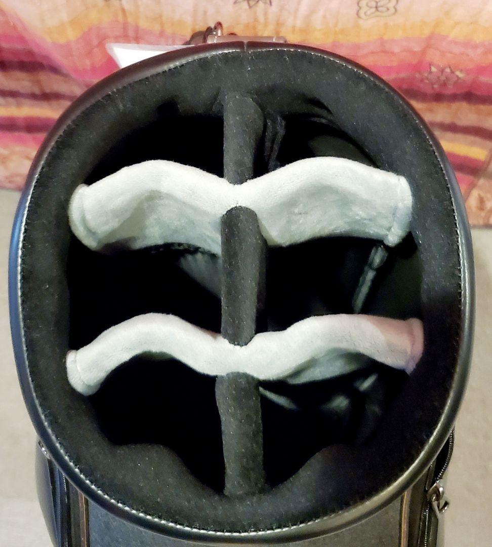 ラ*ィ様 未使用品　LE COQ SPORTIF ゴルフバッグ 黒・メタリック