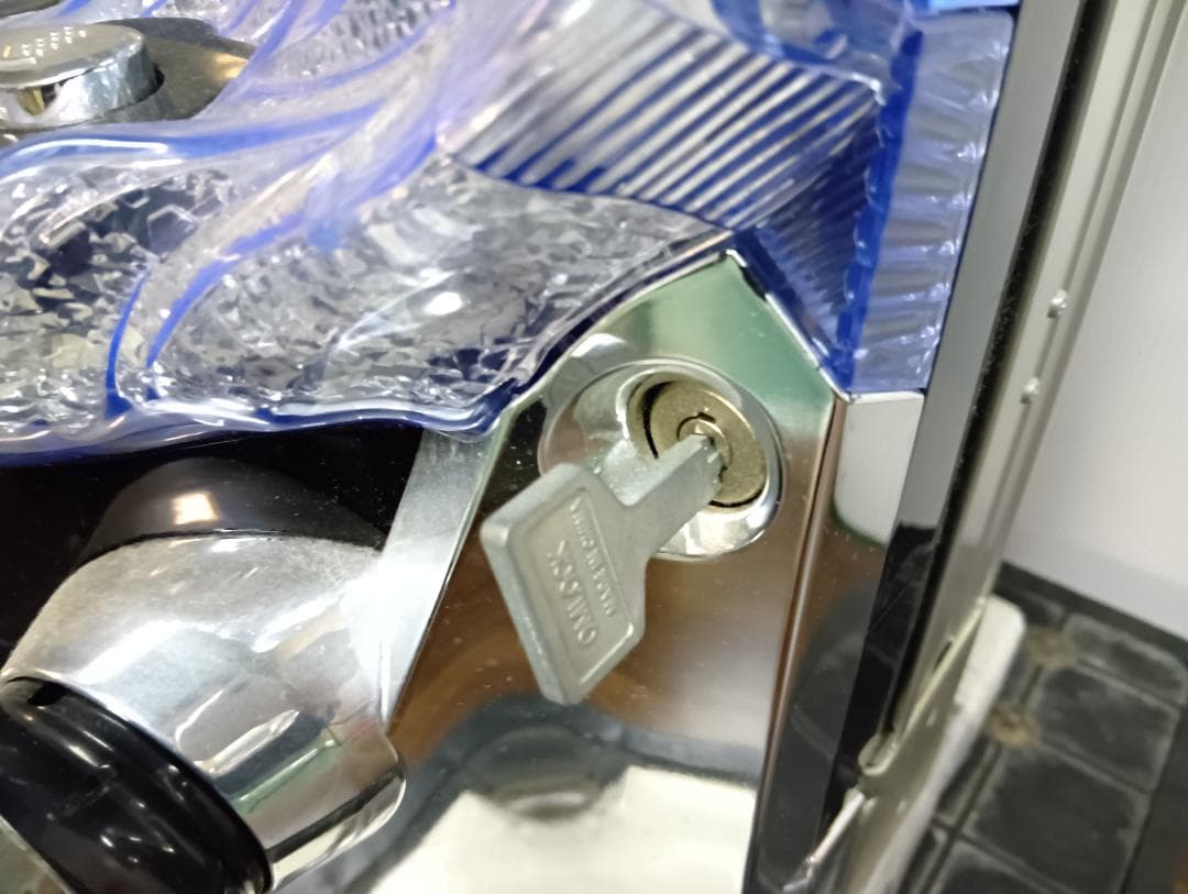 送料込み パチンコ 実機 CRぱちんこウルトラマンタロウ 直接引取可