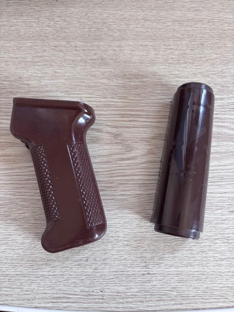 希少品。実物東ドイツmpi-k グリップ、アッパーハンドガード