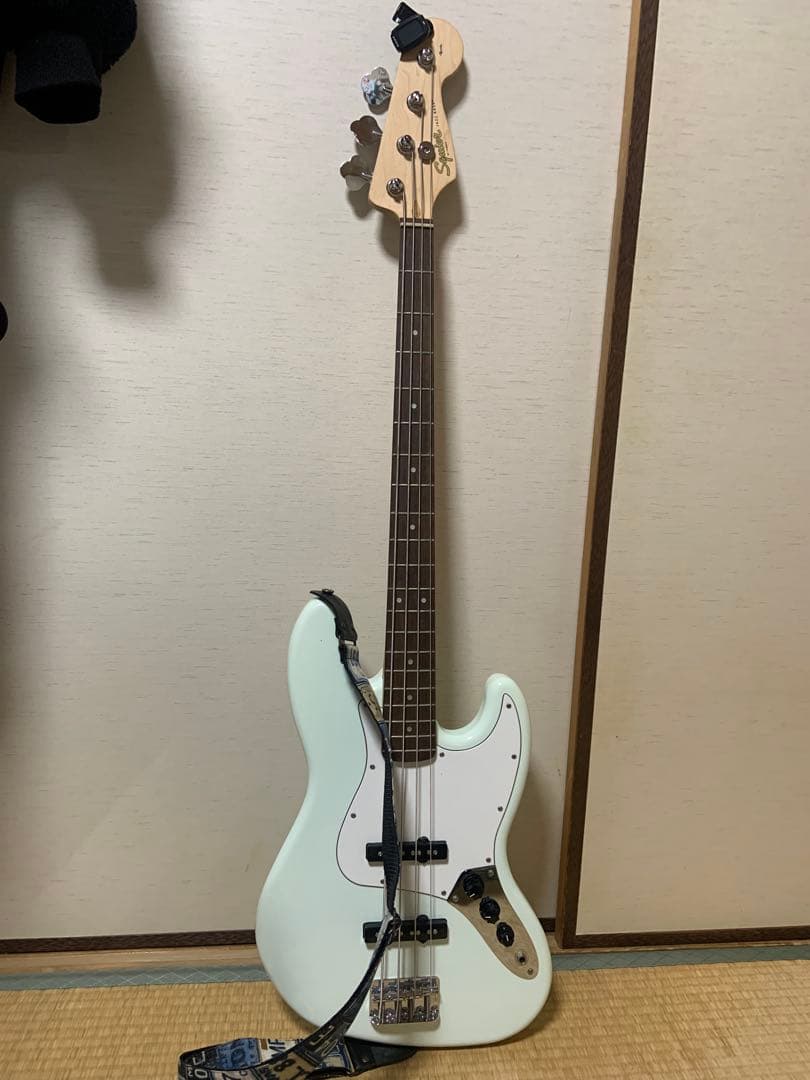 Squier エレクトリックベース ミントグリーン