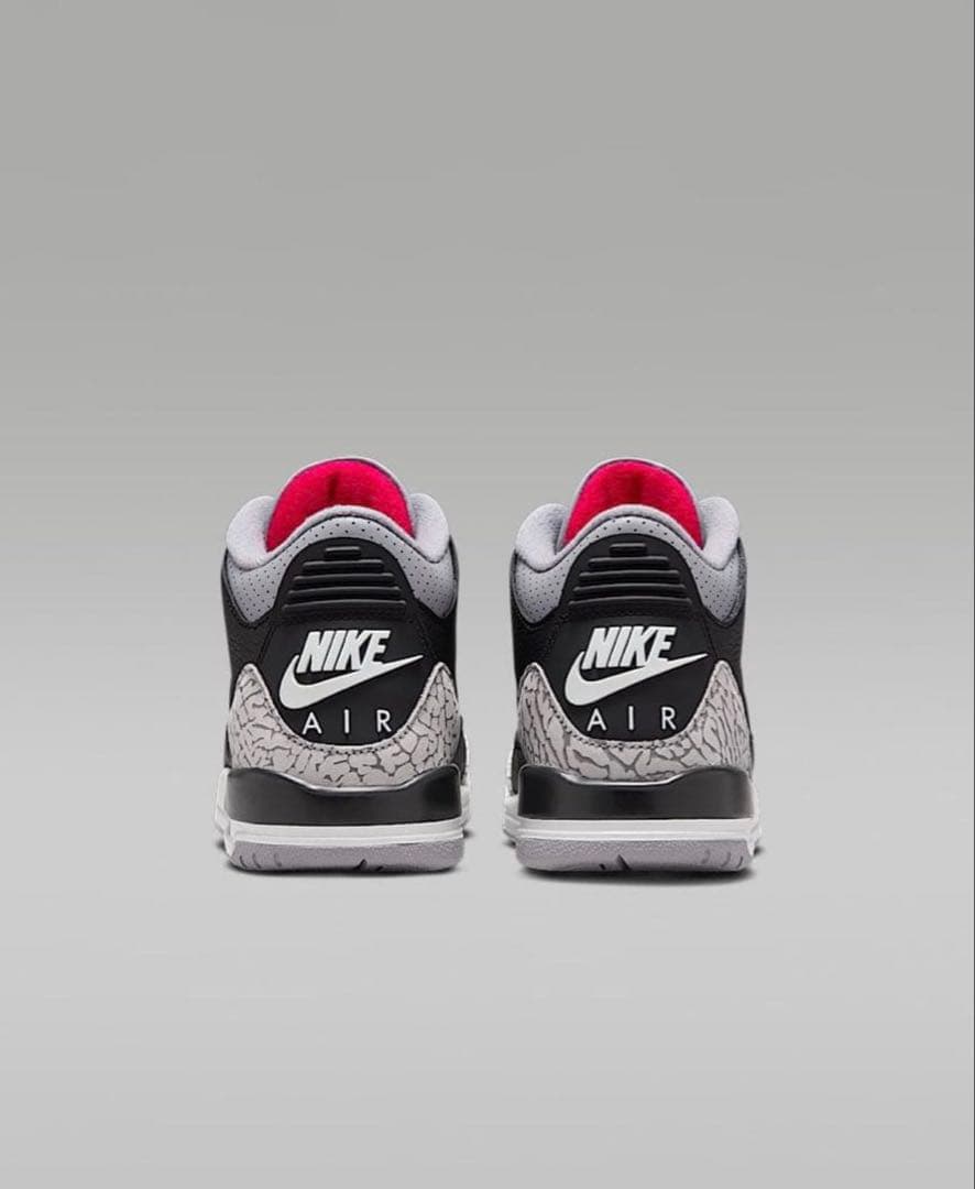 Nike Air Jordan エア ジョーダン 3レトロ「ブラック セメント」