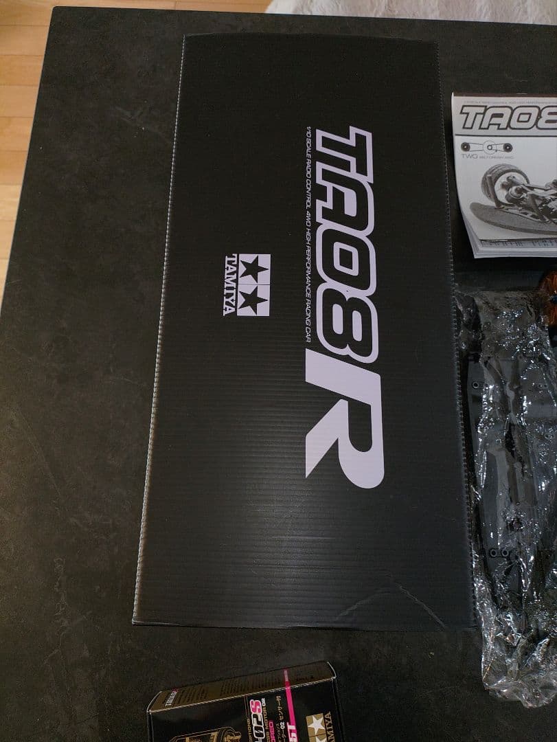 タミヤ TA08R メカ付き