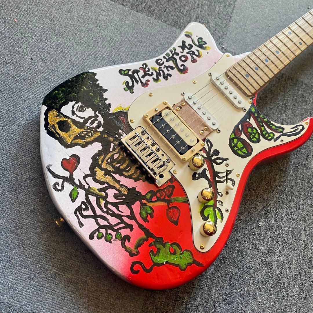 ジミヘンドリックスサイケペイントストラトキャスター！奇抜なデザインコンポーネント