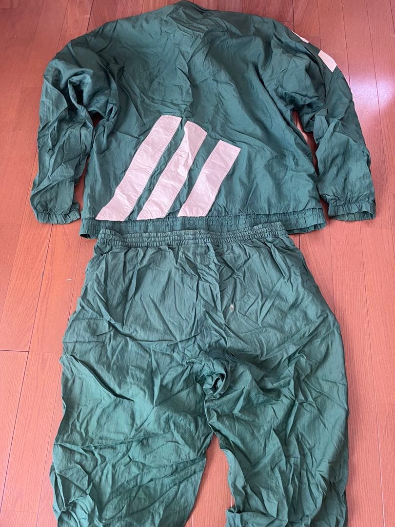 adidas ウィンドブレーカー　ジャージ上下