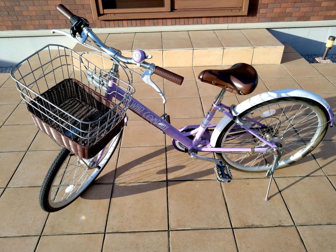 22インチ自転車 女の子 ヘルメット付き 引き取り限定