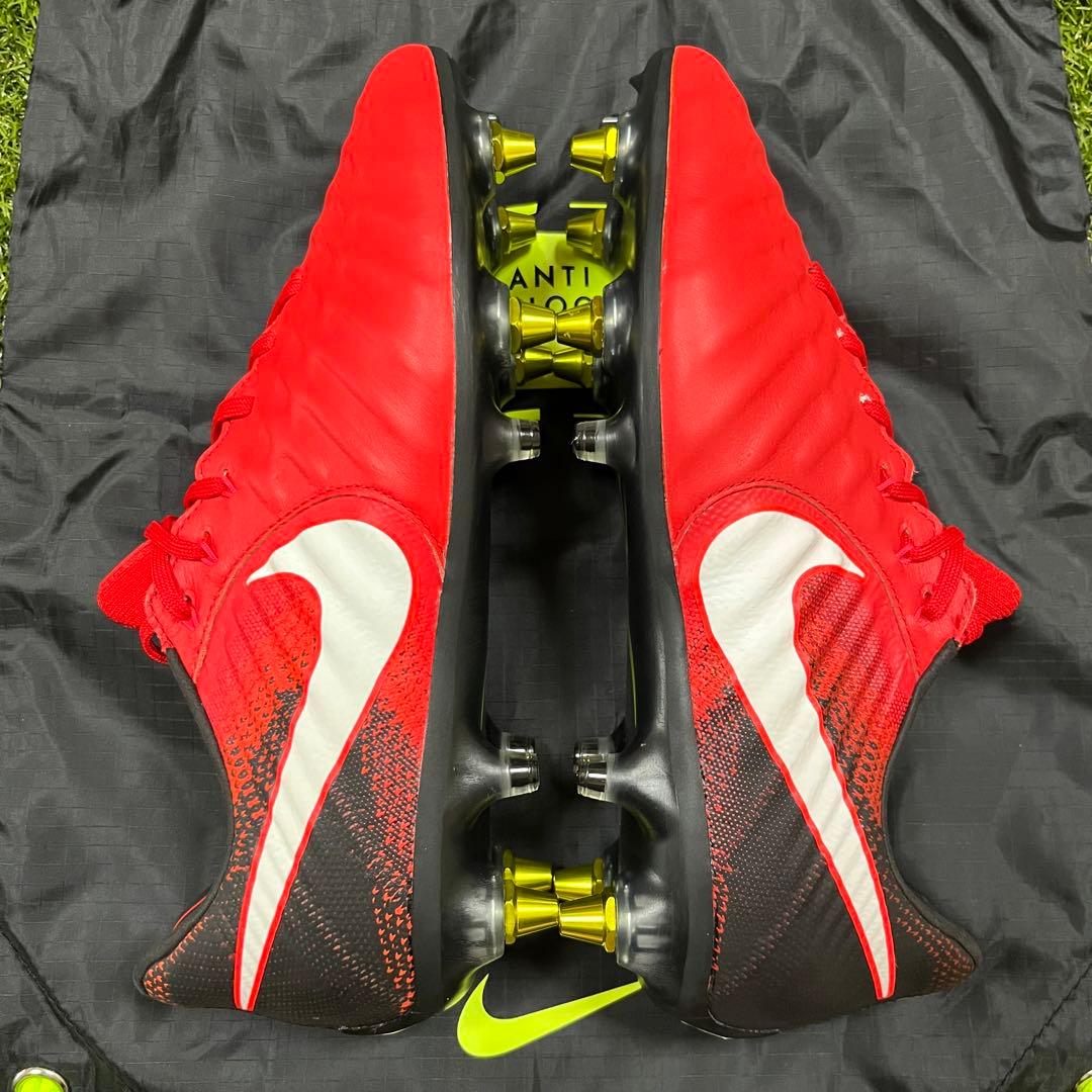 サッカースパイク ナイキ ティエンポ レジェンド Ⅶ SG-PRO AC