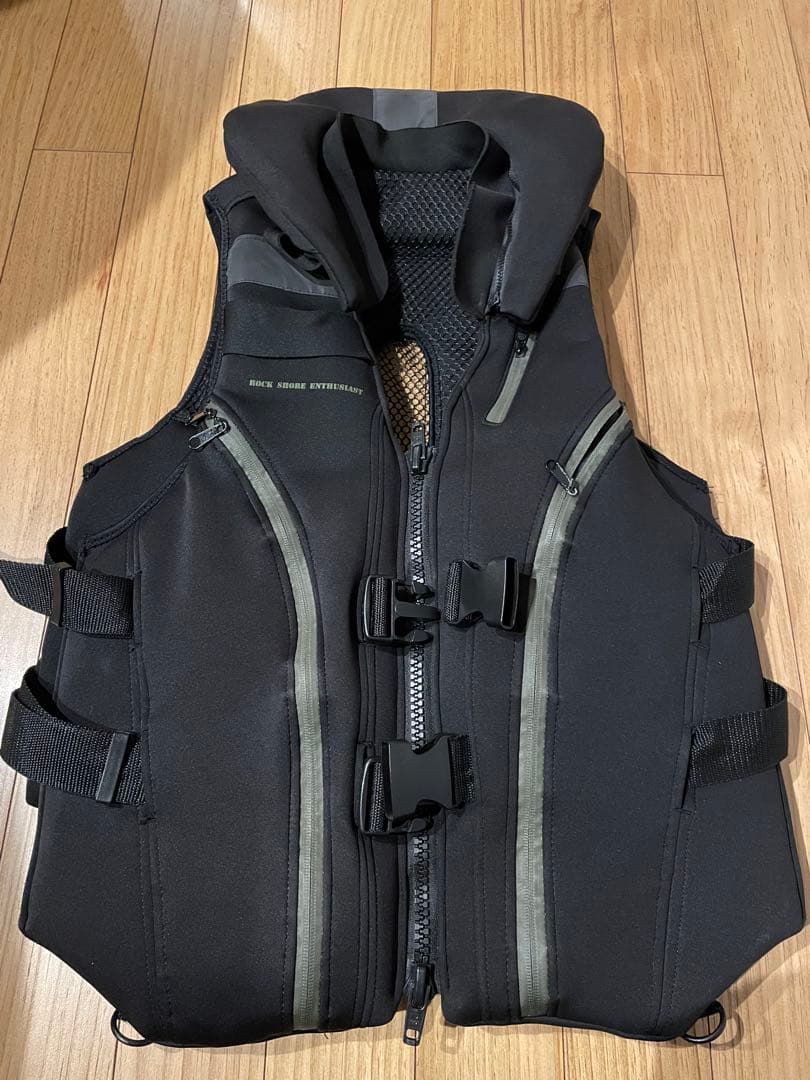 オーナー　カルティバ 撃投ボディプロテクター2 ロックショア 美品