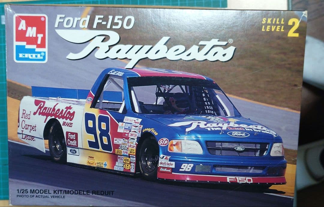 レベル 1/24 シェビーSS AMT 1/25 Ford F-150 2台