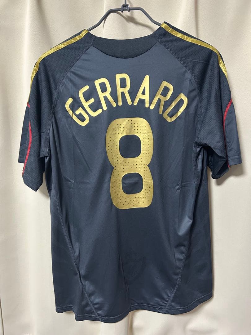 Liverpoolリヴァプール　ジェラード　09-10 ユニフォームレプリカ