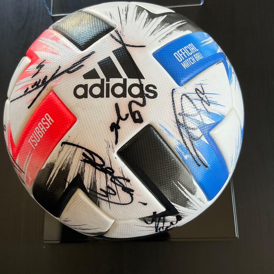 ヴィッセル神戸選手サイン入りボール