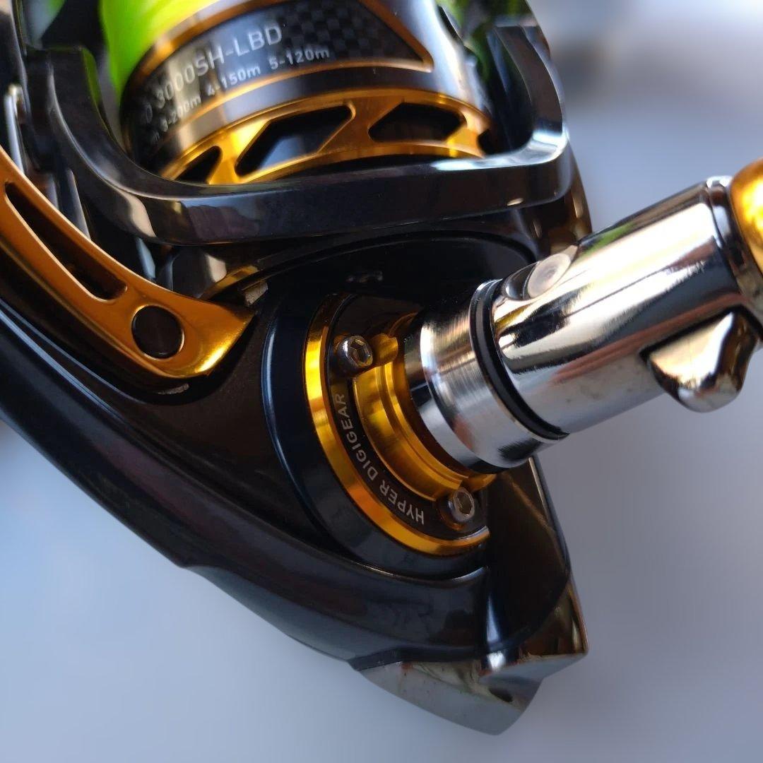DAIWA 15トーナメント ISO 3000SH-LBD 未使用スプール付き