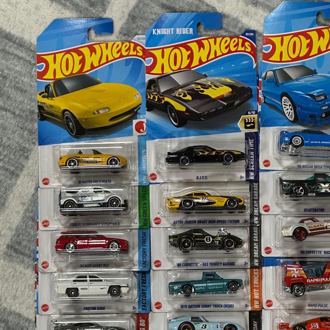 ホットウィール ベーシック 36台セット⑧ フェラーリ スープラ等