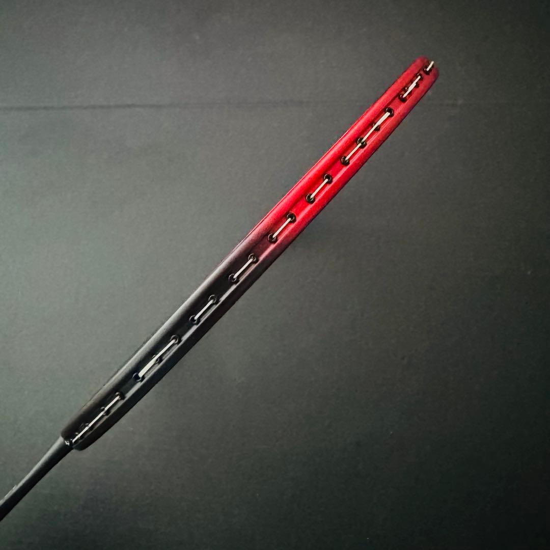 【美品】YONEX ナノフレア700 バドミントンラケット 5UG6