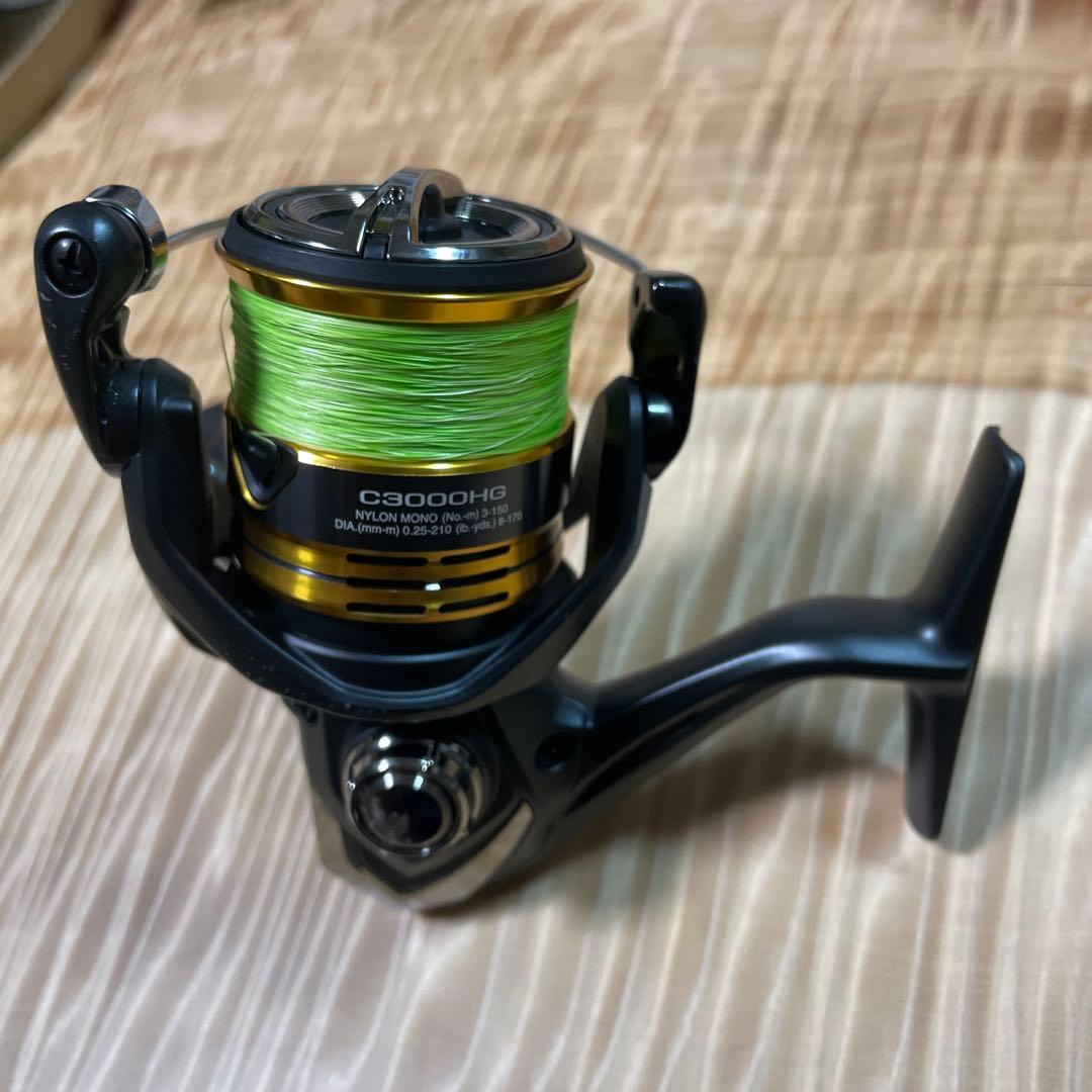 PEライン付き SHIMANO SAHARA C3000HG リール