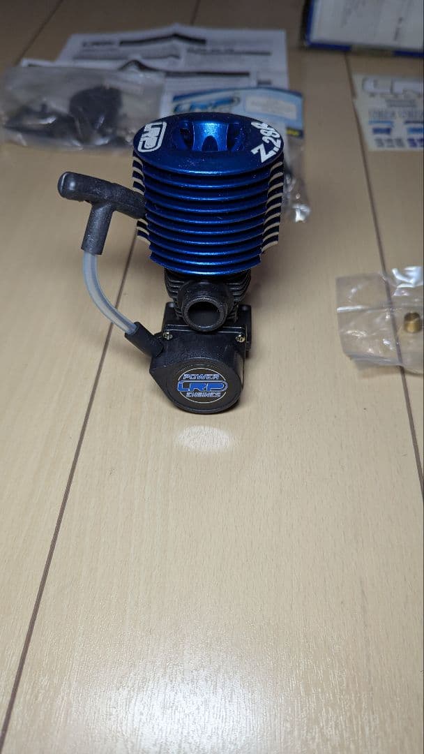 LRP Z 28R エンジン　リコイル付