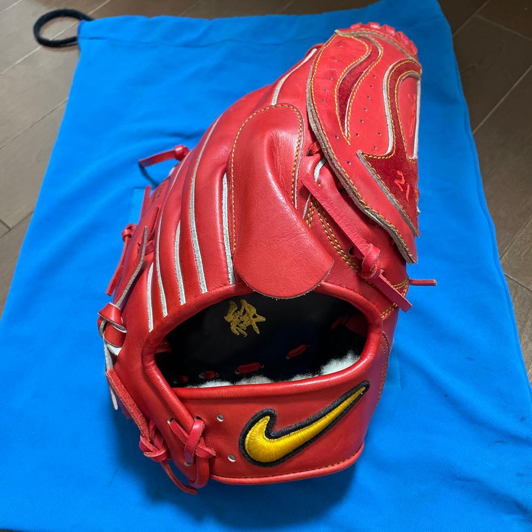 Nike 硬式グローブ 21 赤