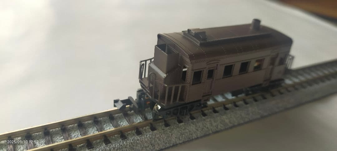 ワールド工芸国鉄ナヌ32 暖房車塗装完成品Nゲージ ブラウン