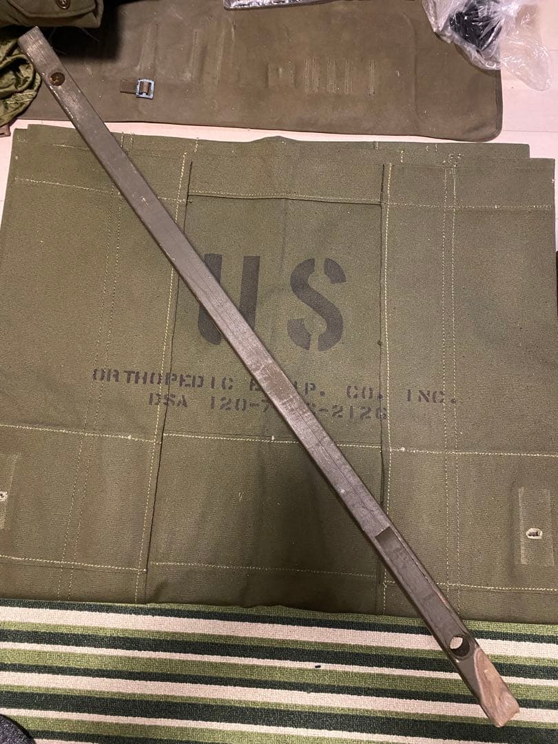 米軍　木製　GIコット　部品1本　溝ありタイプ　希少