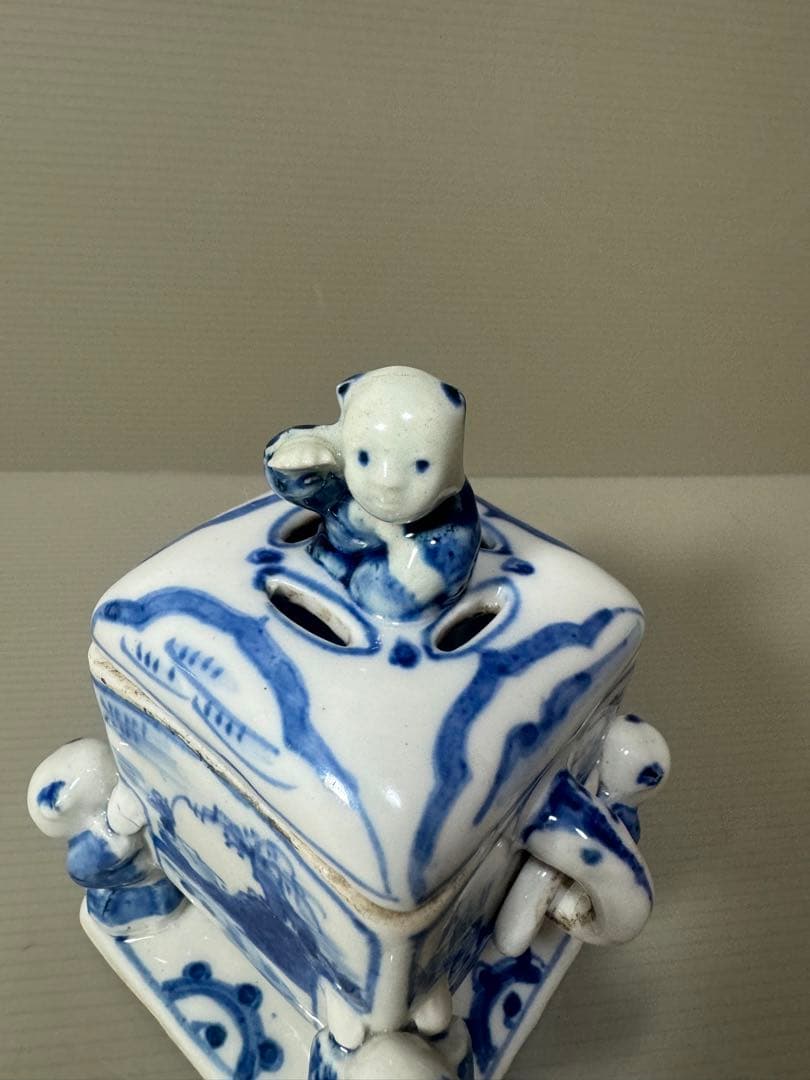 2131  骨董　『大明成化年製』銘　五童戯亀文香炉　時代物