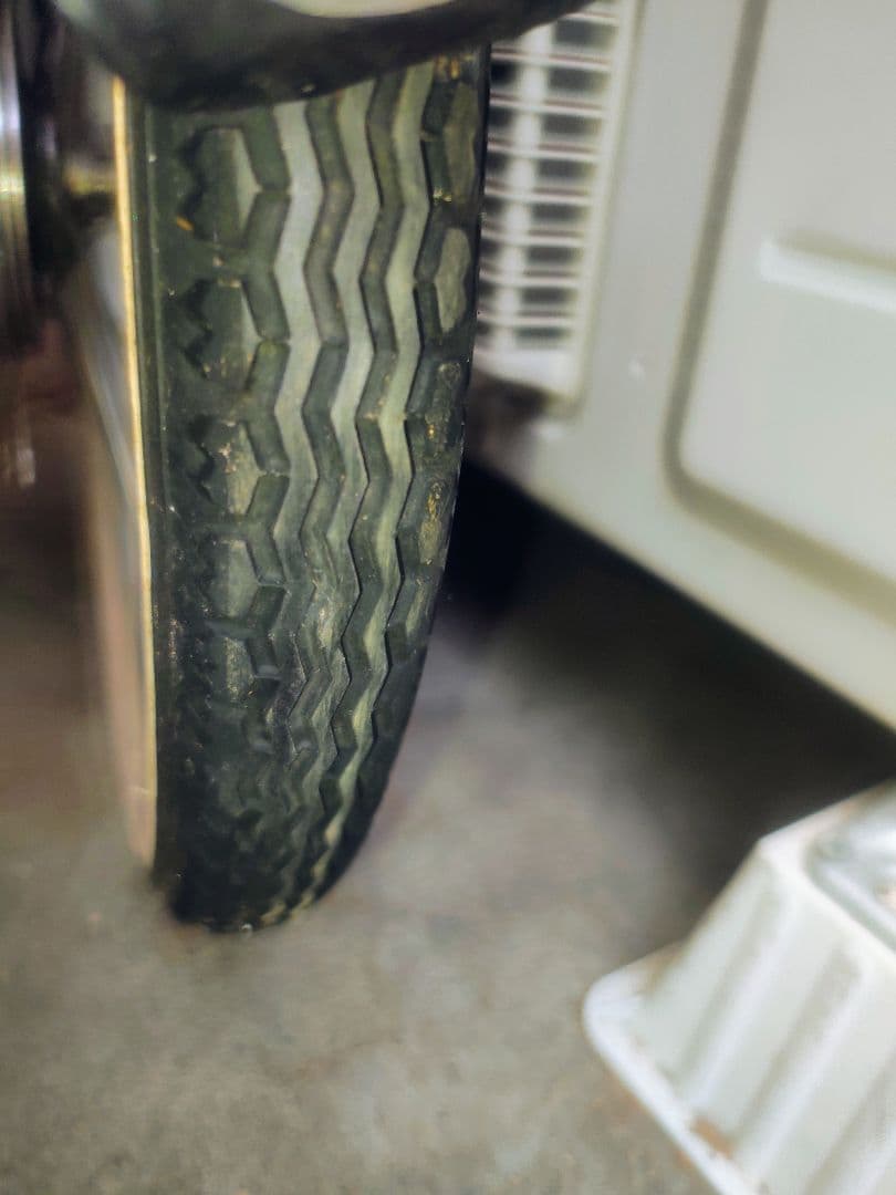 ブリヂストン　ワゴン三輪車BW13