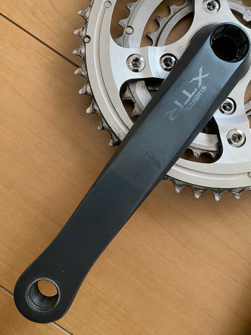 Shimano クランクセット　XTR オクタリンク 規格