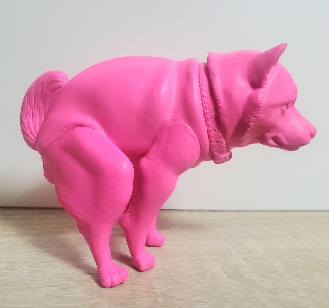 Squatting Dog いきむ犬 PVCフィギュア 柴犬 ピンク