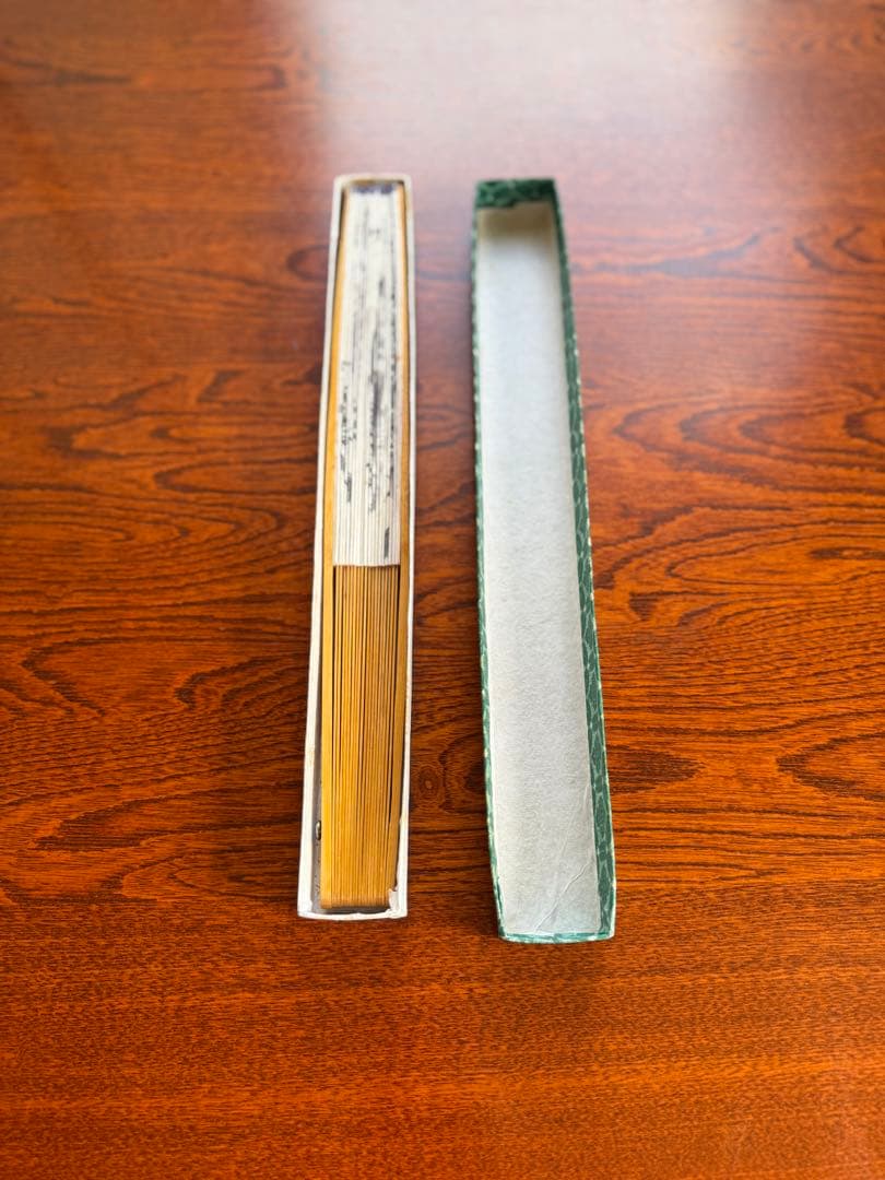 中国 折扇 水墨山水「桂林山水甲天下」竹骨 箱付