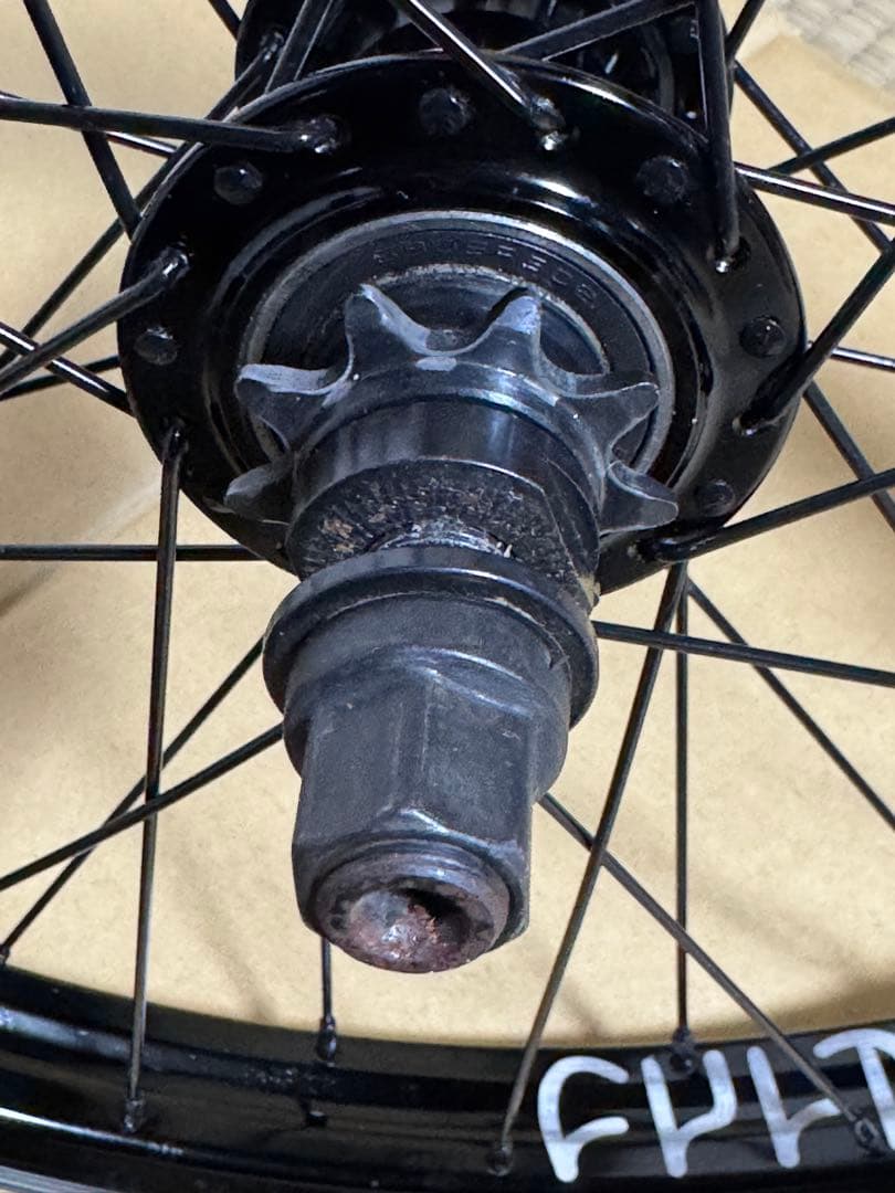 BMXリアホイールCult Crew Freecoaster v2 LHD