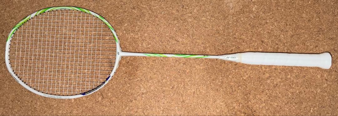 YONEX アストロクス 100zz va 4U6 AX100ZVA 新品