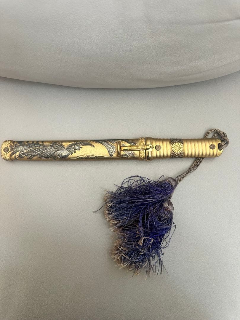 模造刀　天皇陛下御即位十周年記念　短剣　菊紋
