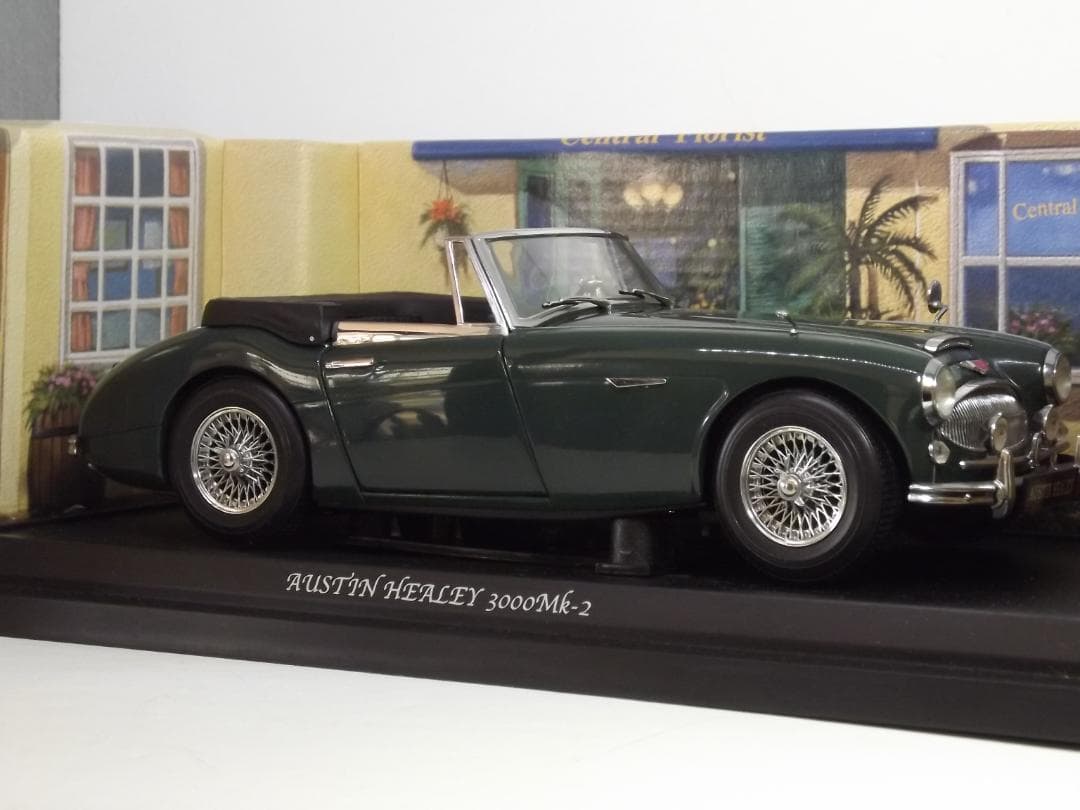 京商 AUSTIN HEALEY100 3000MK-Ⅱ1/18　訳アリ