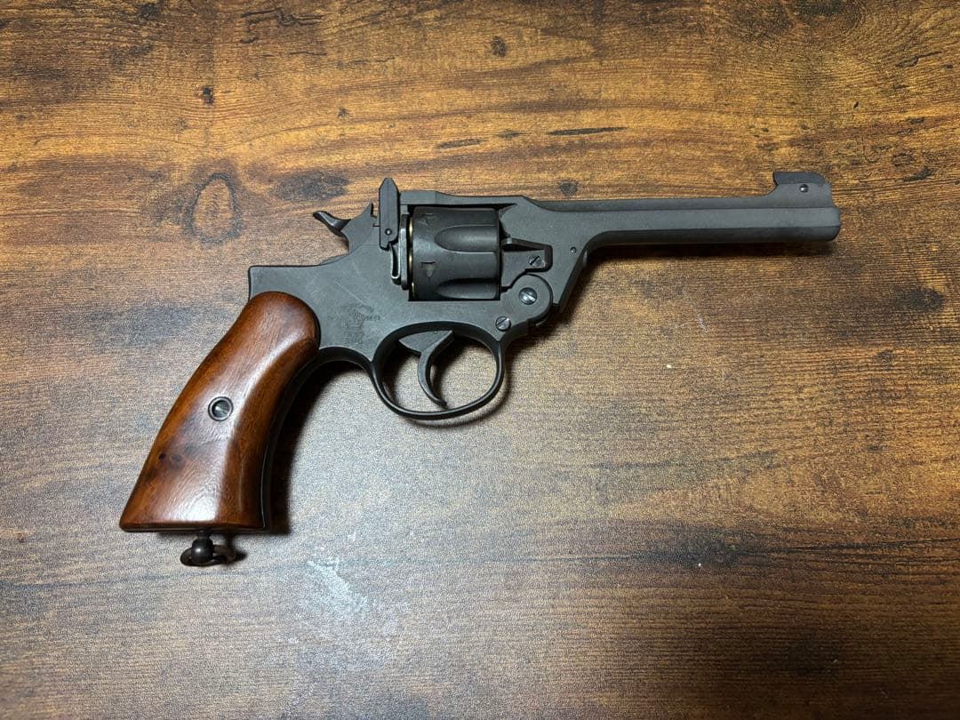 W*H様 エンフィールドリボルバー 木製グリップ　モデルガン　マルシン