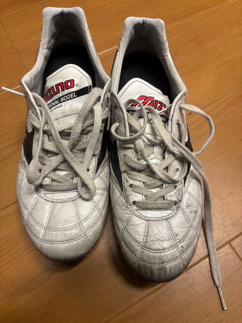 ミズノ モレリア　スパイク