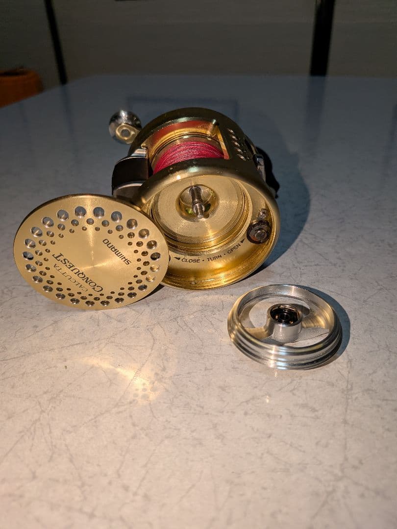 SHIMANO シマノCALCUTTA CONQUEST 401F