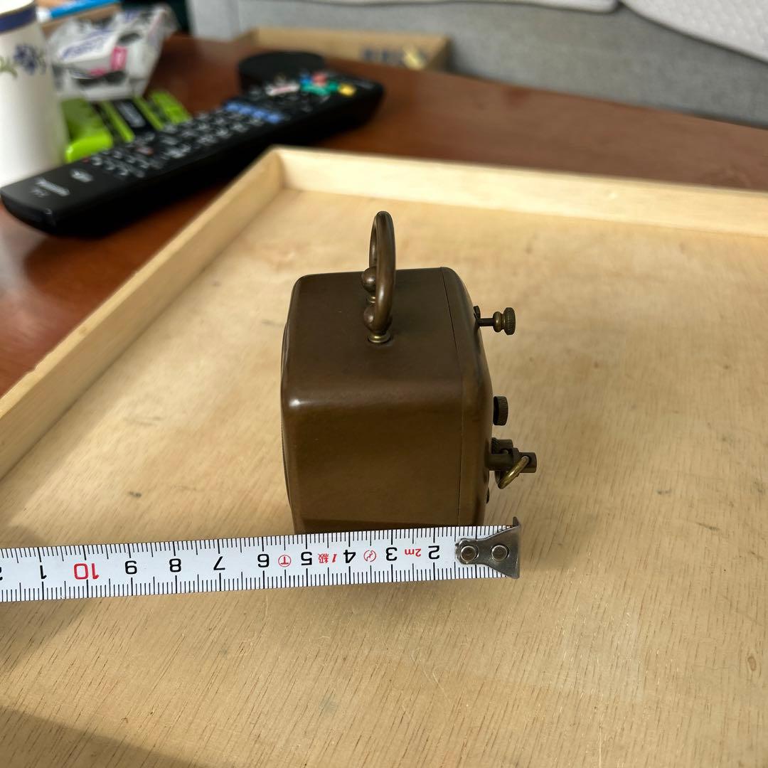 ドイツ製のヴィンテージ小型機械式目覚まし時計マウテ (Mauthe) 稼働