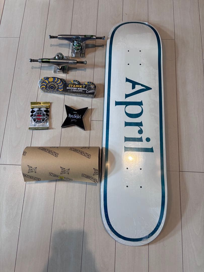 エイプリル　スケボー　コンプリート