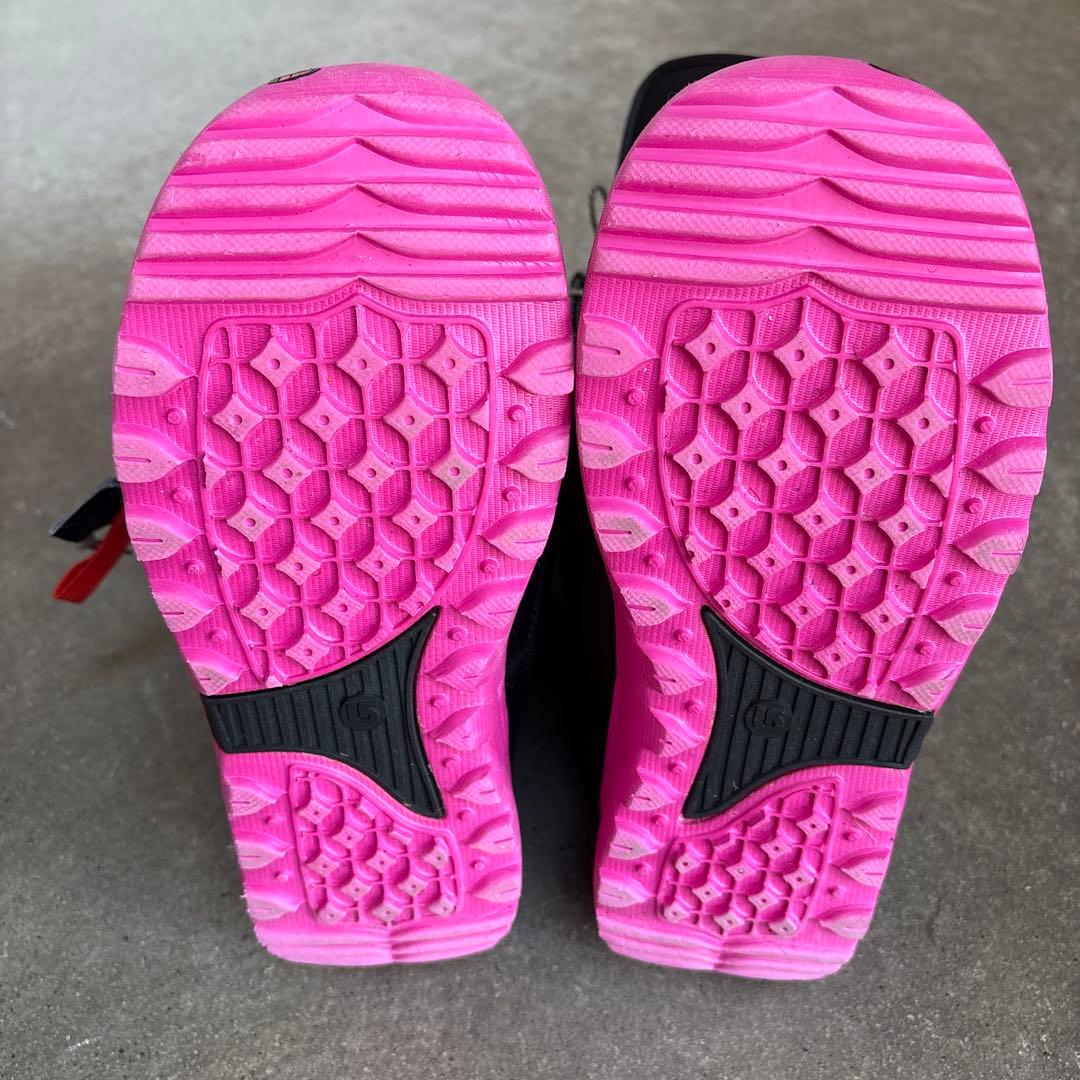 Burton MINT ASIAN FIT女性用スノーボードブーツ