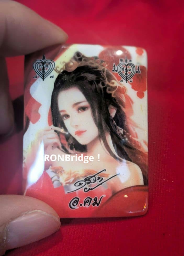 【藝術品】タイのお守りプラクルアン！九尾の狐！恋愛＆金運＆仕事運がアップ！！