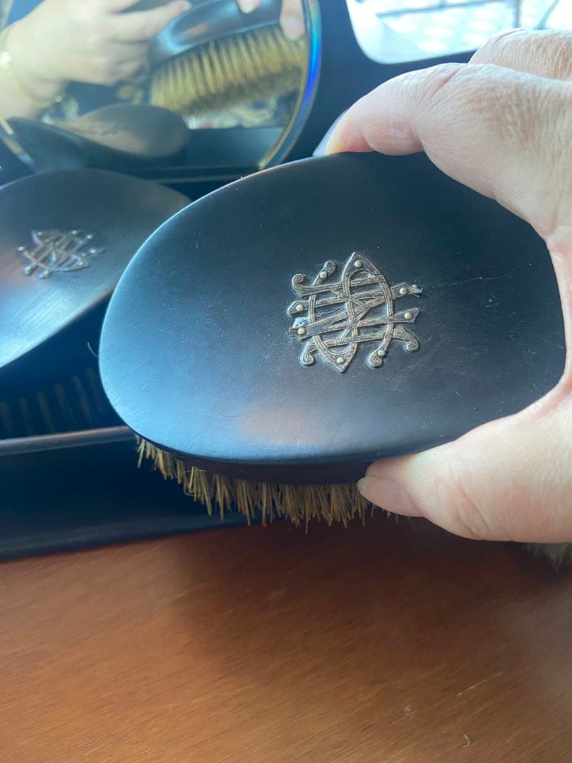 木製ミラーとブラシセット