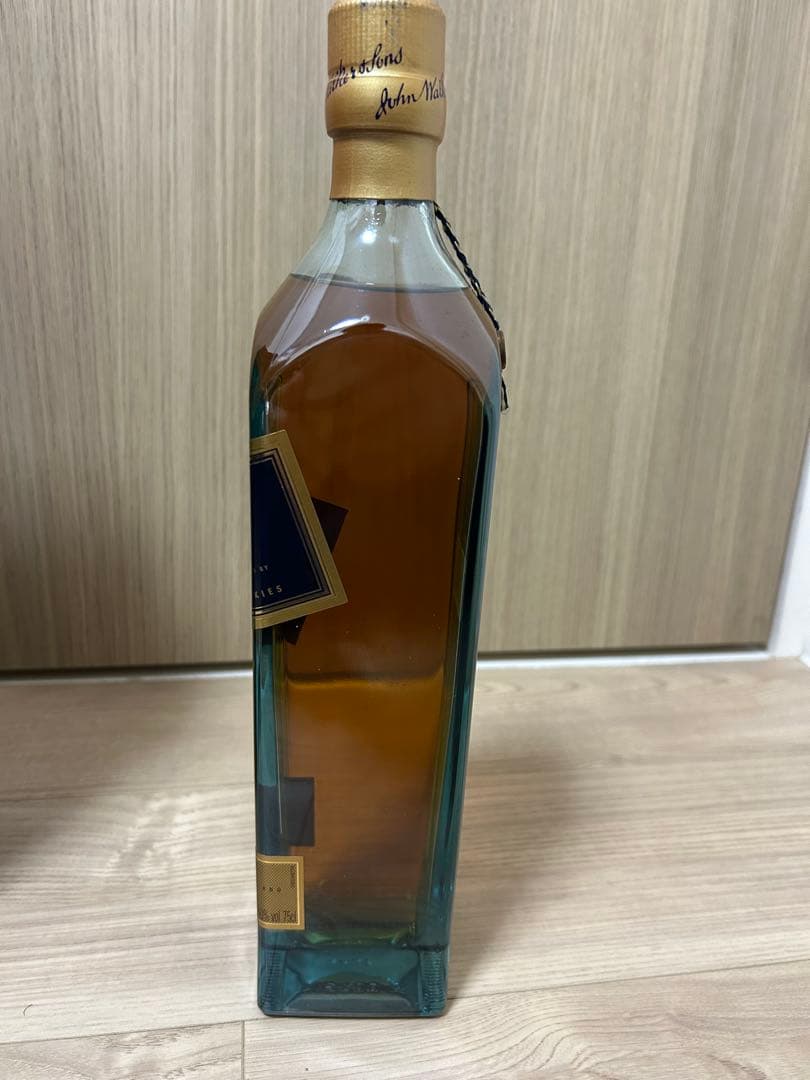 ジョニーウォーカー ブルーラベル 750ml 限定版