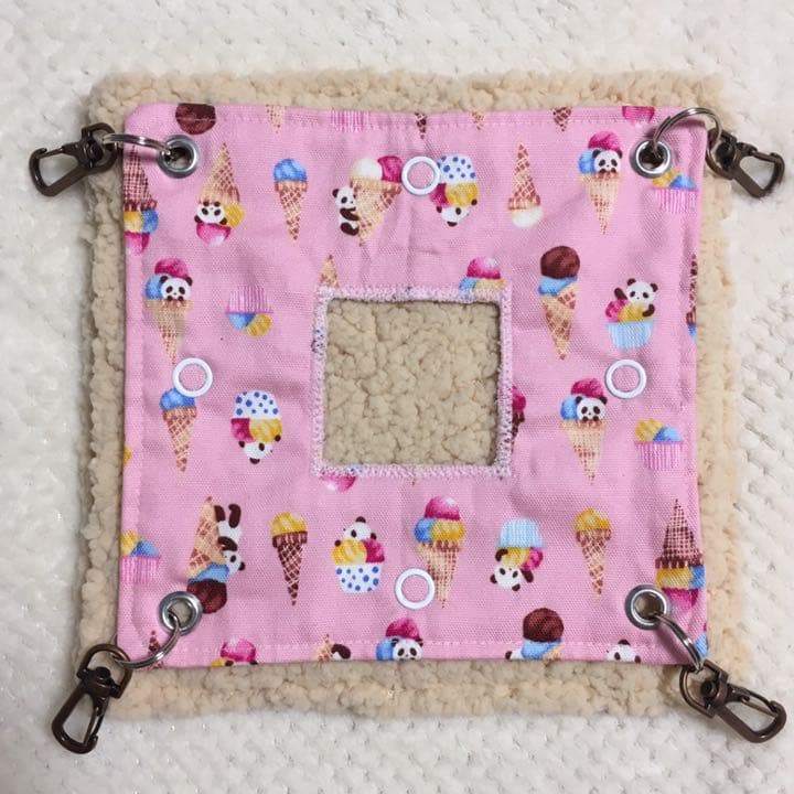 モモンガハウス(パンダ・アイス柄)  ボアベージュ   2100円