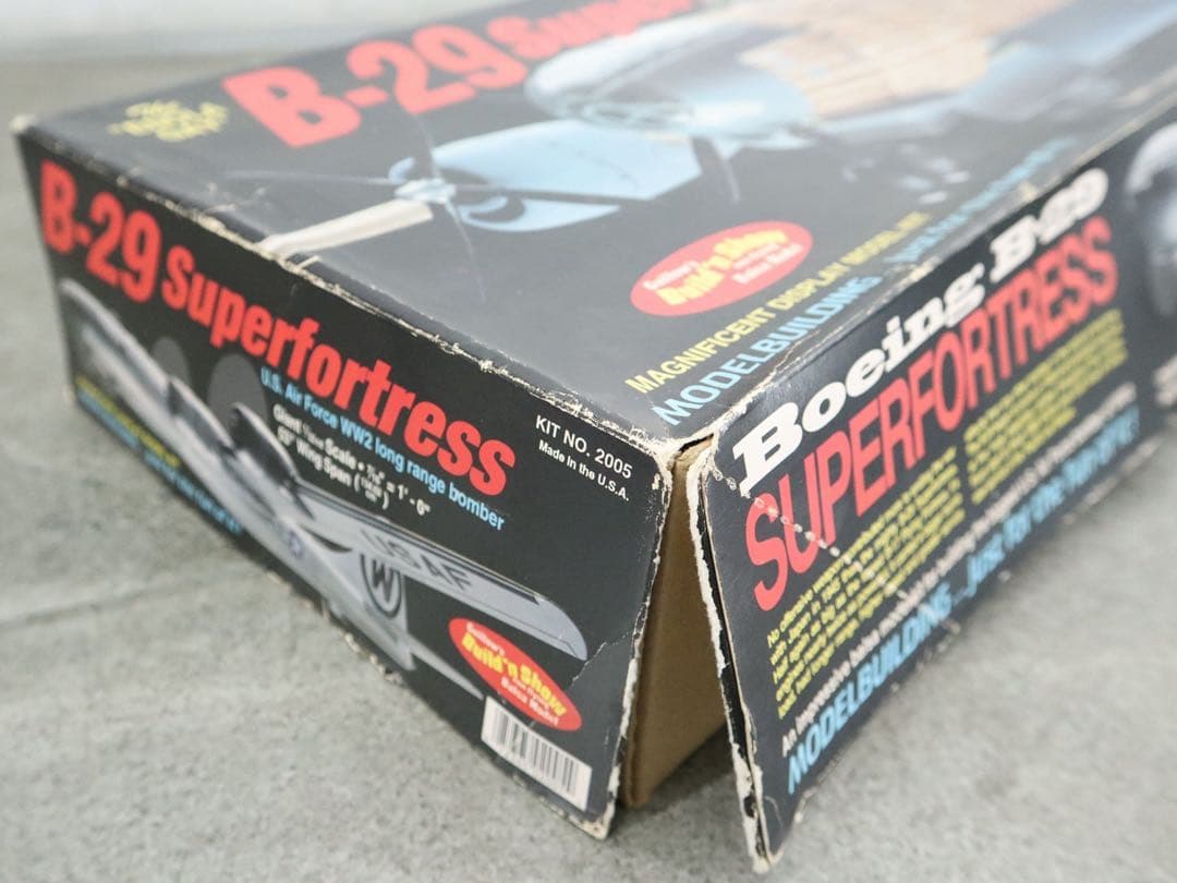 Guillow's B-29 プラモデル